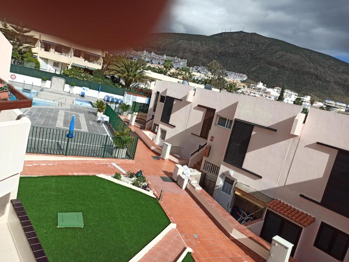 Apartamento en Sur y sol Los Cristianos Los Cristianos  Extérieur photo