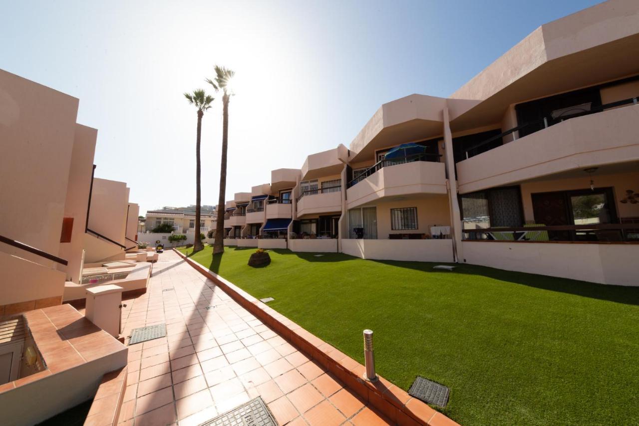 Apartamento en Sur y sol Los Cristianos Los Cristianos  Extérieur photo