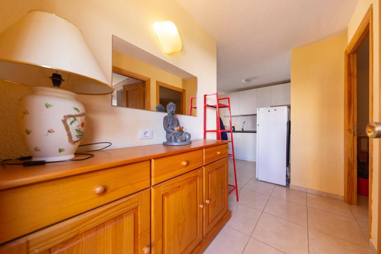 Apartamento en Sur y sol Los Cristianos Los Cristianos  Extérieur photo