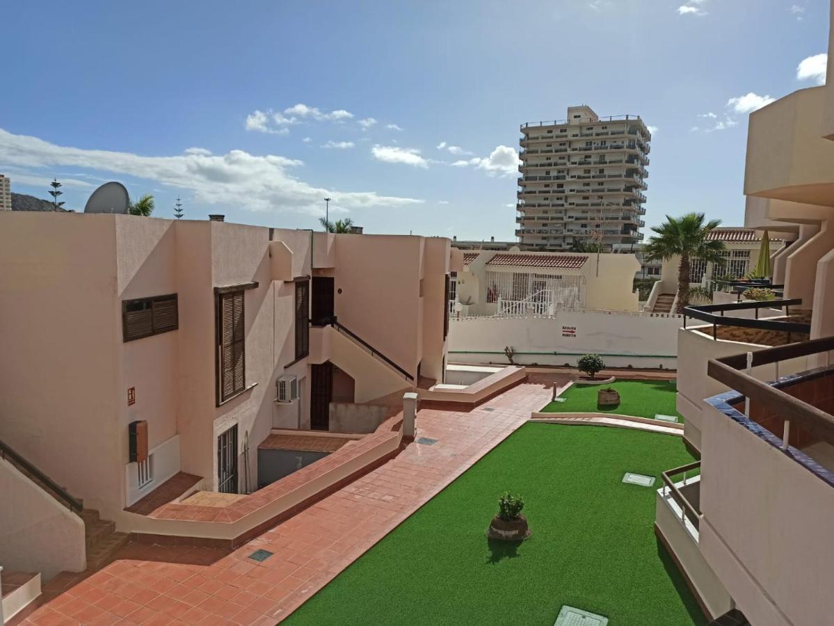 Apartamento en Sur y sol Los Cristianos Los Cristianos  Extérieur photo